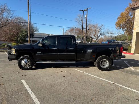 Used 2013 Chevrolet Silverado 3500 LT w/ Texas Edition image 8