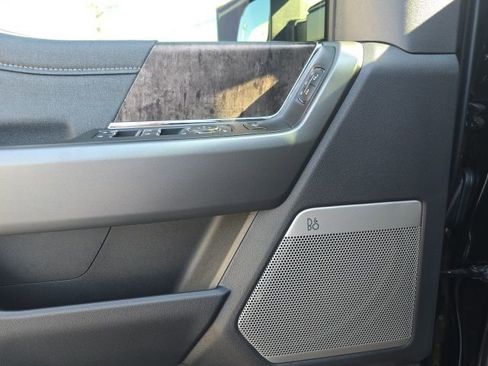 New 2025 Ford F250 Lariat w/ Lariat Ultimate Package image 13