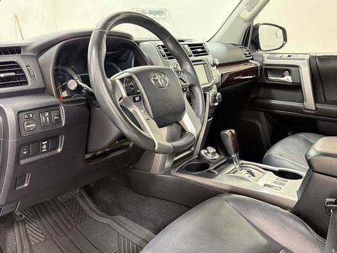 Used 2015 Toyota 4Runner Limited AWD/4WD image 12