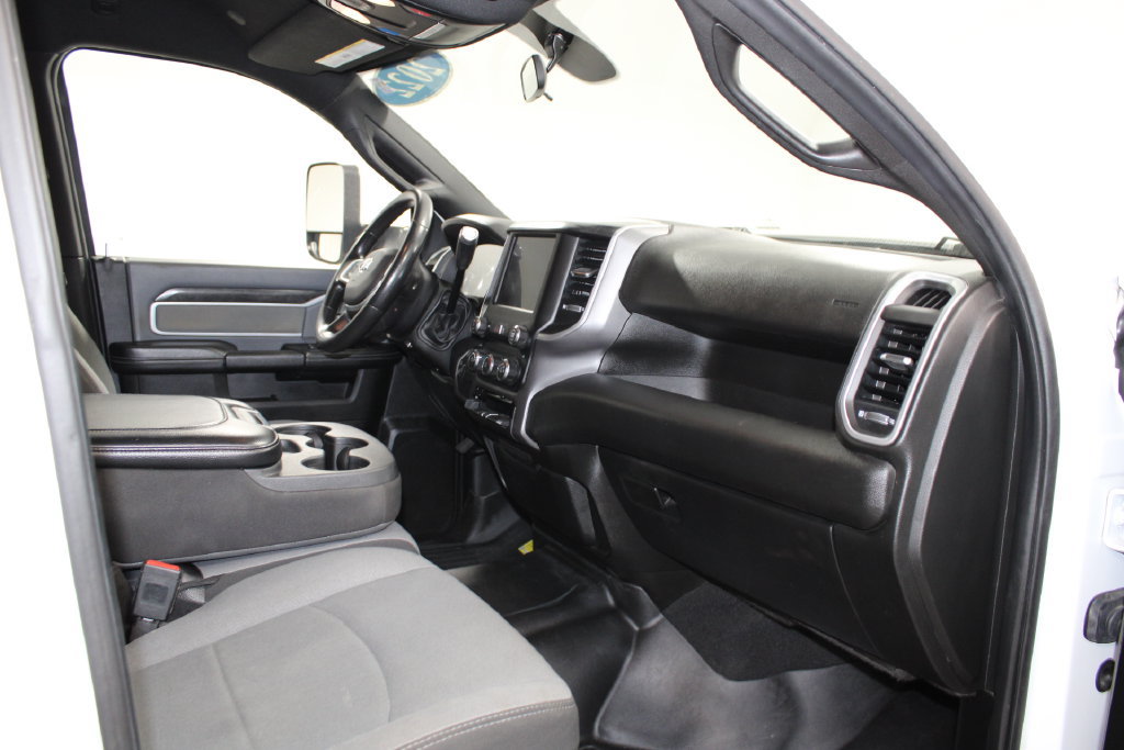 Used 2022 RAM 2500 Big Horn AWD/4WD image 28
