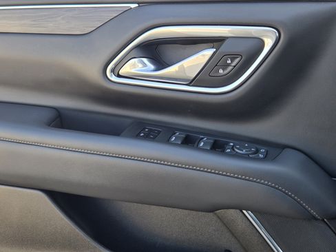 Used 2021 Chevrolet Tahoe Z71 w/ Luxury Package image 30