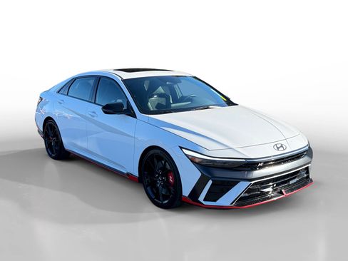 Certified 2025 Hyundai Elantra N image 7