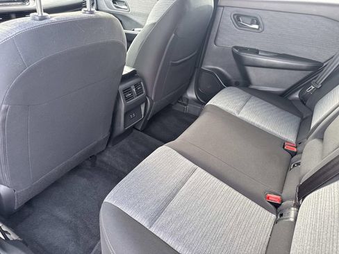 Certified 2023 Nissan Rogue SV image 14