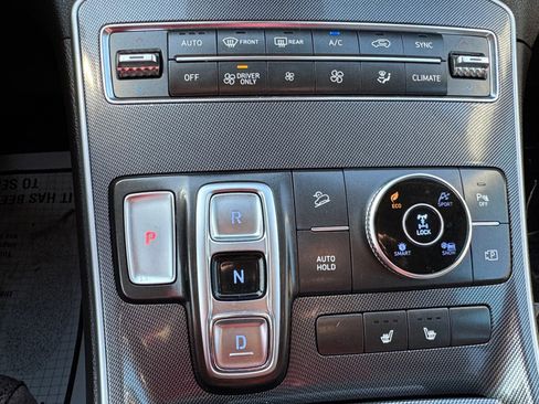 Used 2021 Hyundai Santa Fe Blue image 18