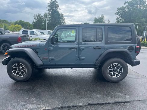Used 2024 Jeep Wrangler Unlimited Rubicon AWD/4WD image 7