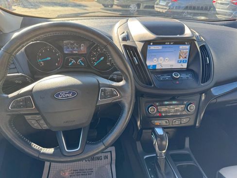 Used 2019 Ford Escape SEL image 20