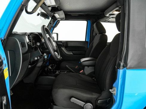 Used 2018 Jeep Wrangler Sport image 23