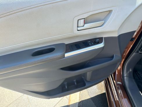 Used 2023 Toyota Sienna LE FWD image 8