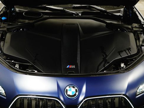 Used 2025 BMW i7 M70 w/ Executive Package image 33