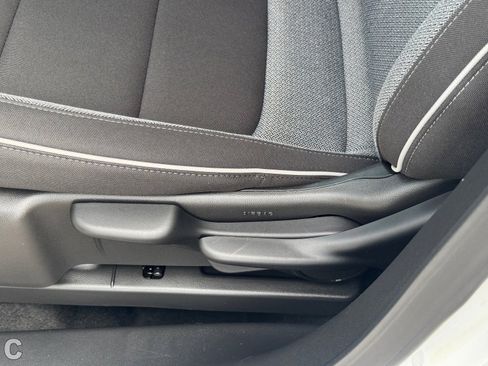 Certified 2026 Chevrolet TrailBlazer LT w/ Driver Confidence Package image 17