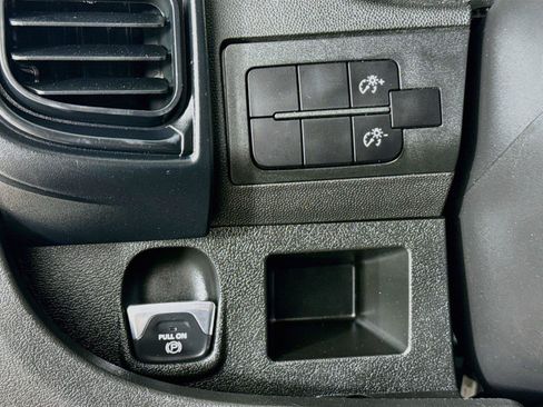Used 2023 RAM ProMaster 2500 FWD image 14