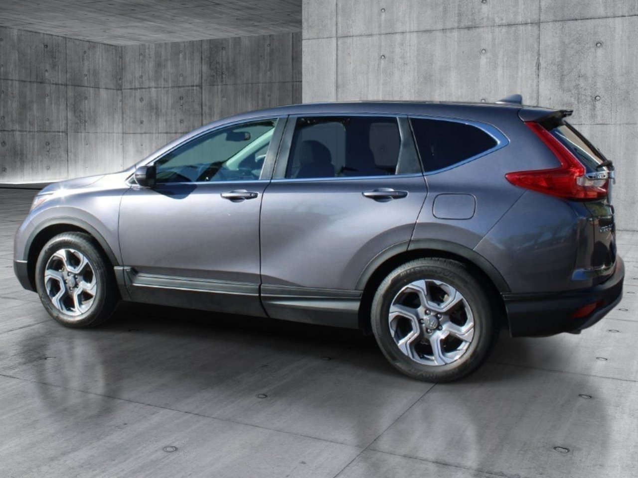 Used 2018 Honda CR-V EX-L image 3