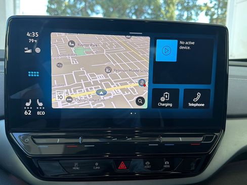 Certified 2023 Volkswagen ID.4 Pro RWD image 19
