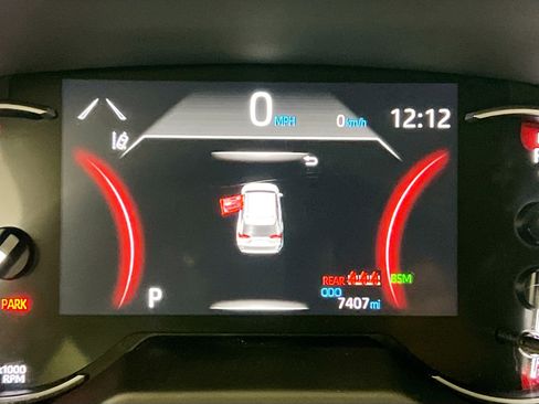 Used 2025 Toyota RAV4 XLE image 23