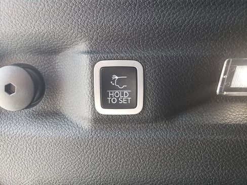 New 2024 Jeep Grand Cherokee L Limited image 20