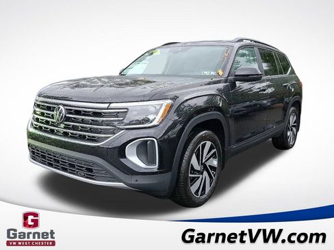 New 2026 Volkswagen Atlas SE image 2