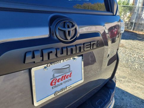 Used 2021 Toyota 4Runner TRD Off-Road image 6