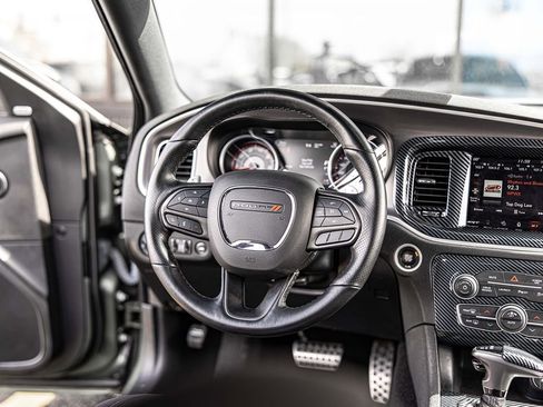 Used 2022 Dodge Charger Scat Pack RWD image 34