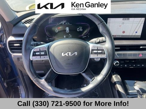 Certified 2024 Kia Telluride S w/ S Sunroof Package FWD image 34