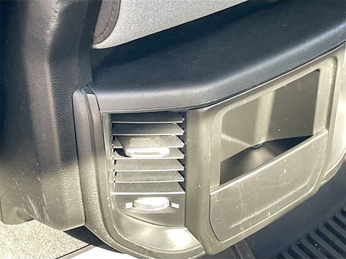 Used 2021 RAM 1500 Big Horn image 23