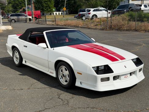 Used 1992 Chevrolet Camaro Z28 RWD image 22
