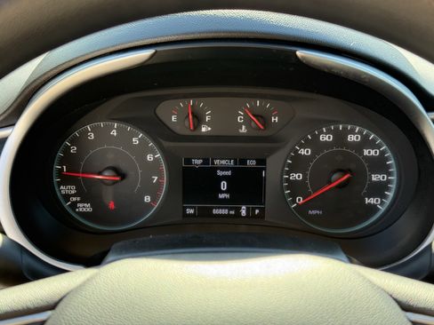 Used 2024 Chevrolet Malibu LT image 18