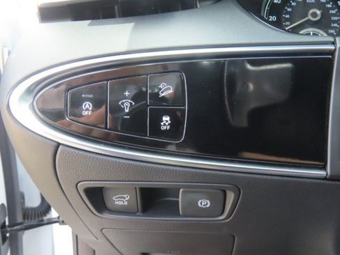 Used 2025 Genesis GV70 2.5T AWD/4WD image 25