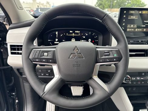 New 2026 Mitsubishi Outlander SEL AWD/4WD image 8