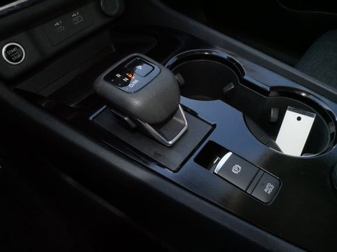 Used 2023 Nissan Rogue SV image 24