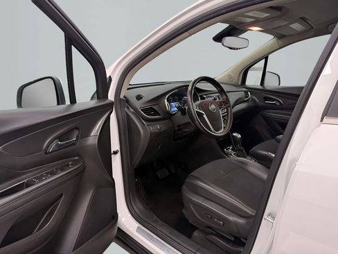 Used 2022 Buick Encore Preferred w/ Safety Package AWD/4WD image 9