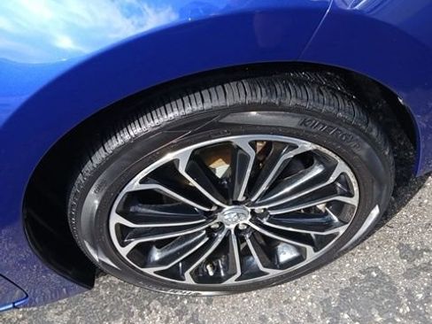 Used 2015 Toyota Corolla S image 13