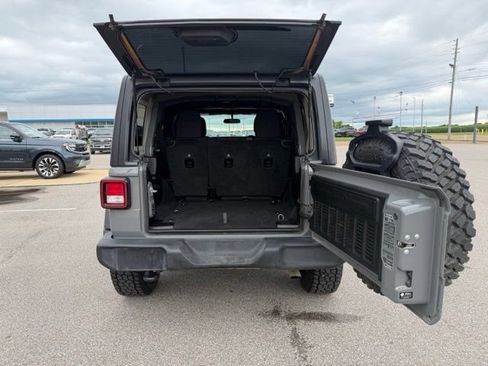 Used 2023 Jeep Wrangler Unlimited Sport AWD/4WD image 30
