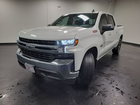 Used 2020 Chevrolet Silverado 1500 LT w/ Texas Edition image 5
