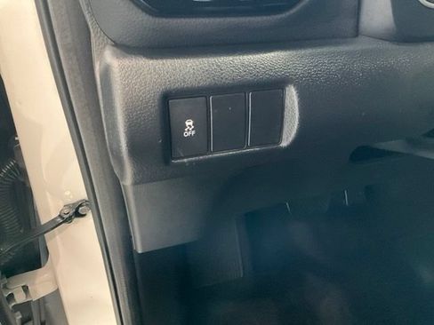 Certified 2025 Honda Pilot Sport image 7