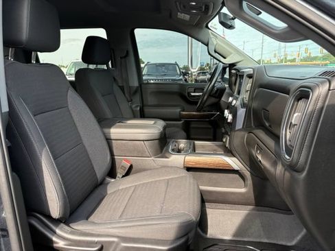 Used 2020 GMC Sierra 1500 Elevation w/ Elevation Value Package AWD/4WD image 3