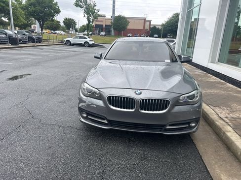 Used 2015 BMW 528i Sedan RWD image 3