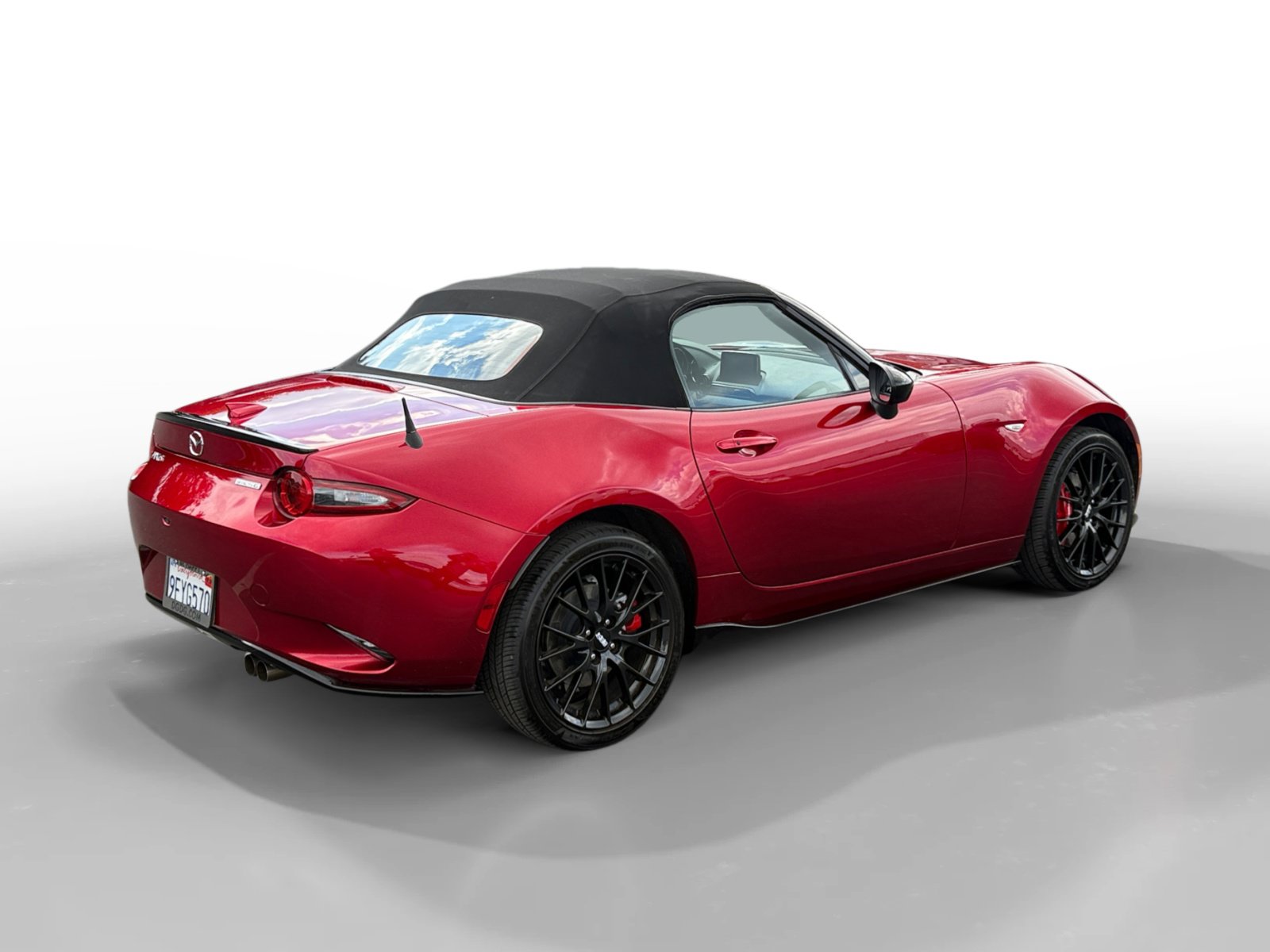 Certified 2023 MAZDA MX-5 Miata Club w/ Brembo/BBS Recaro Package RWD image 5