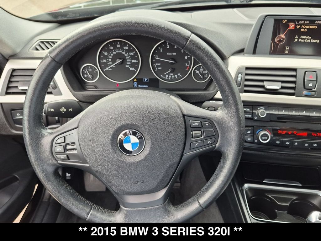 Used 2015 BMW 320i Sedan RWD image 16