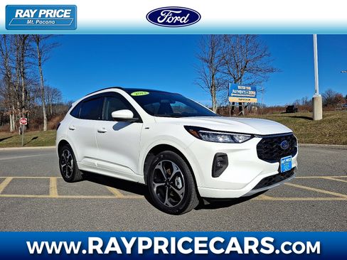 Certified 2023 Ford Escape ST-Line Select w/ Tech Pack #2 image 1