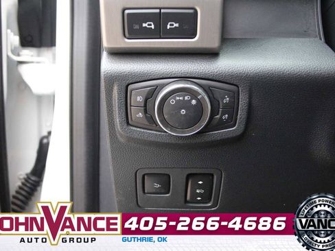 Used 2022 Ford F450 Platinum w/ FX4 Off-Road Package image 34