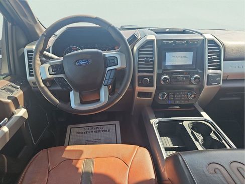Used 2019 Ford F350 King Ranch w/ King Ranch Ultimate Package AWD/4WD image 34