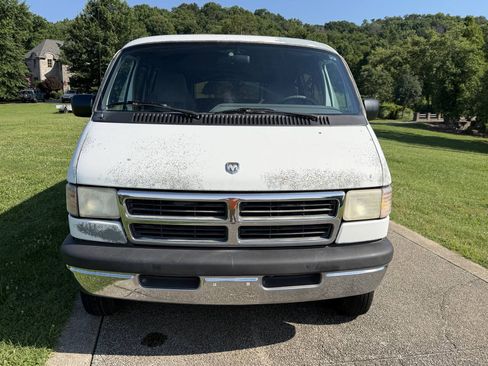 Used 1994 Dodge B350 RWD image 19