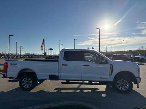 Used 2024 Ford F250 XLT image 17
