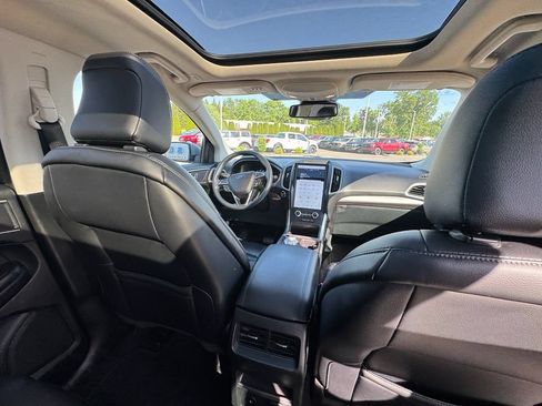 Certified 2023 Ford Edge SEL w/ Convenience Package AWD/4WD image 17