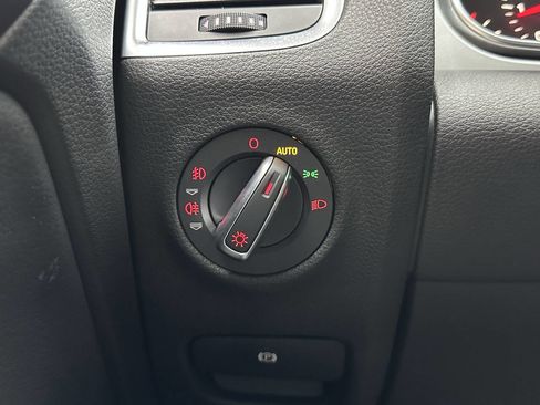 Used 2012 Audi Q7 3.0T Premium Plus image 27