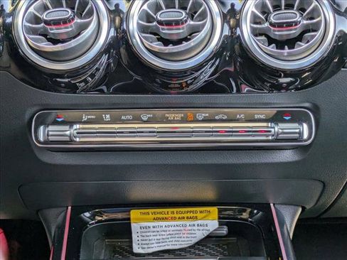 Certified 2025 Mercedes-Benz GLA 250 image 15