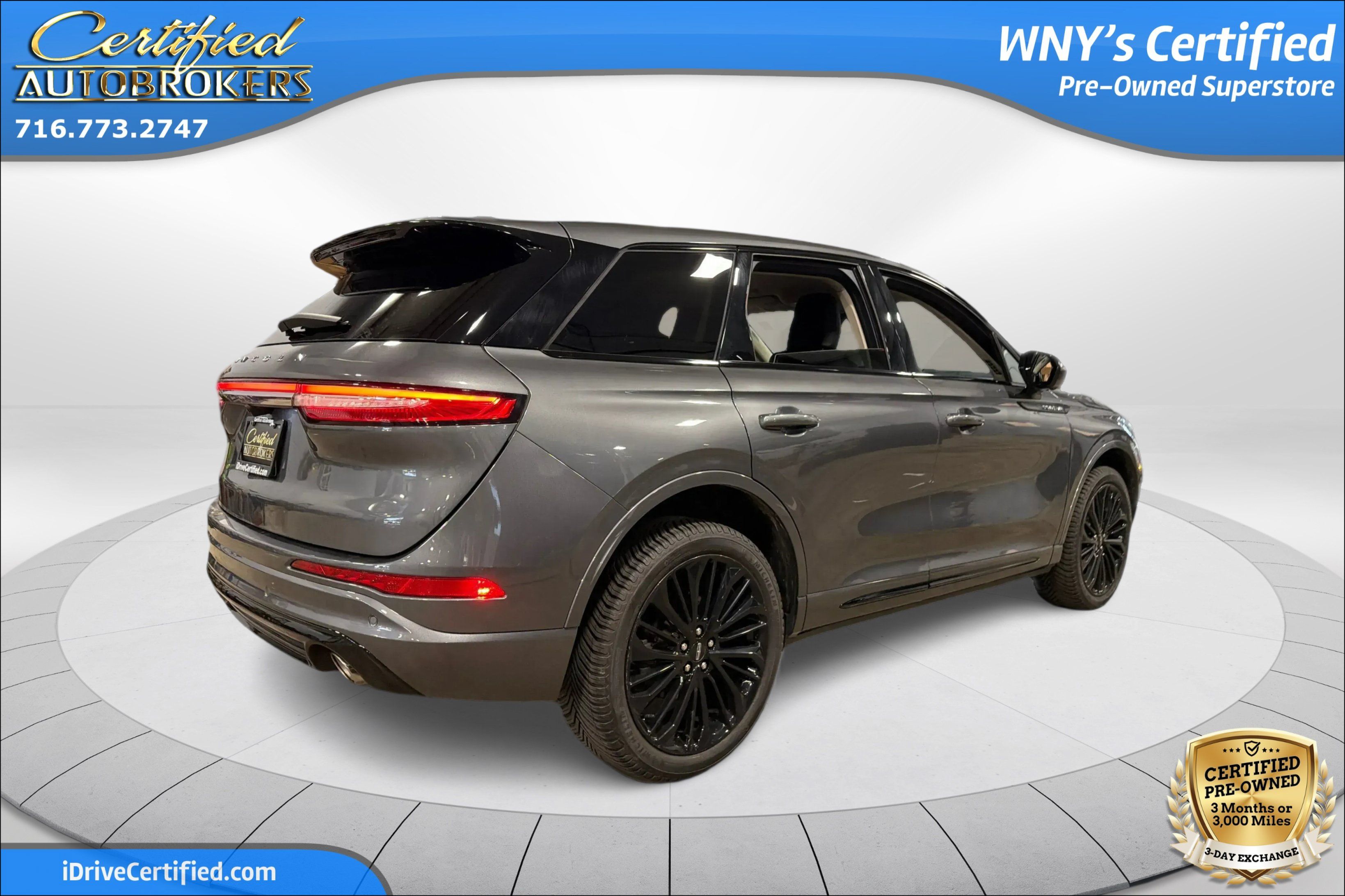 Used 2023 Lincoln Corsair AWD w/ Equipment Group 101A image 6