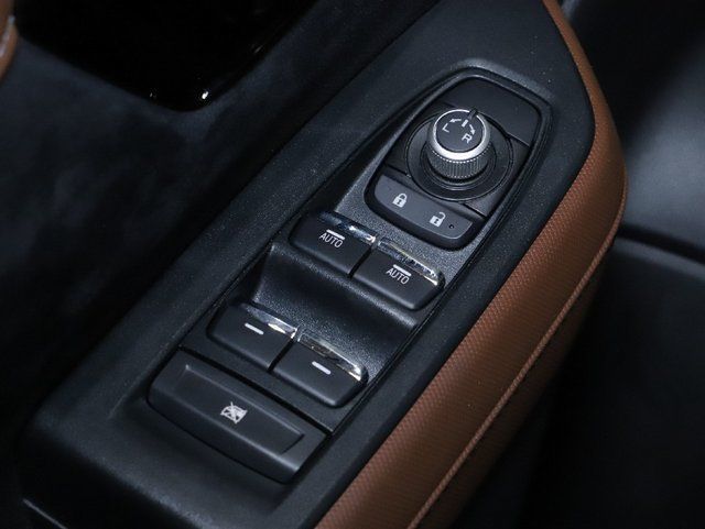 Used 2025 Subaru Forester Touring AWD/4WD image 17