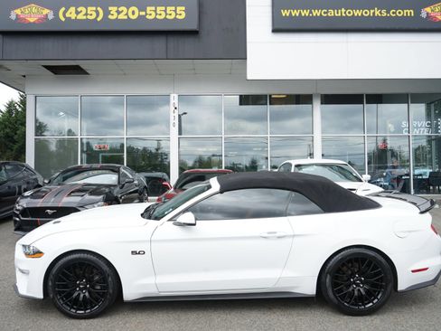 Used 2015 Ford Mustang GT Premium w/ Equipment Group 401A RWD image 2