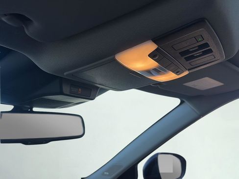 New 2026 Nissan Rogue Platinum image 32